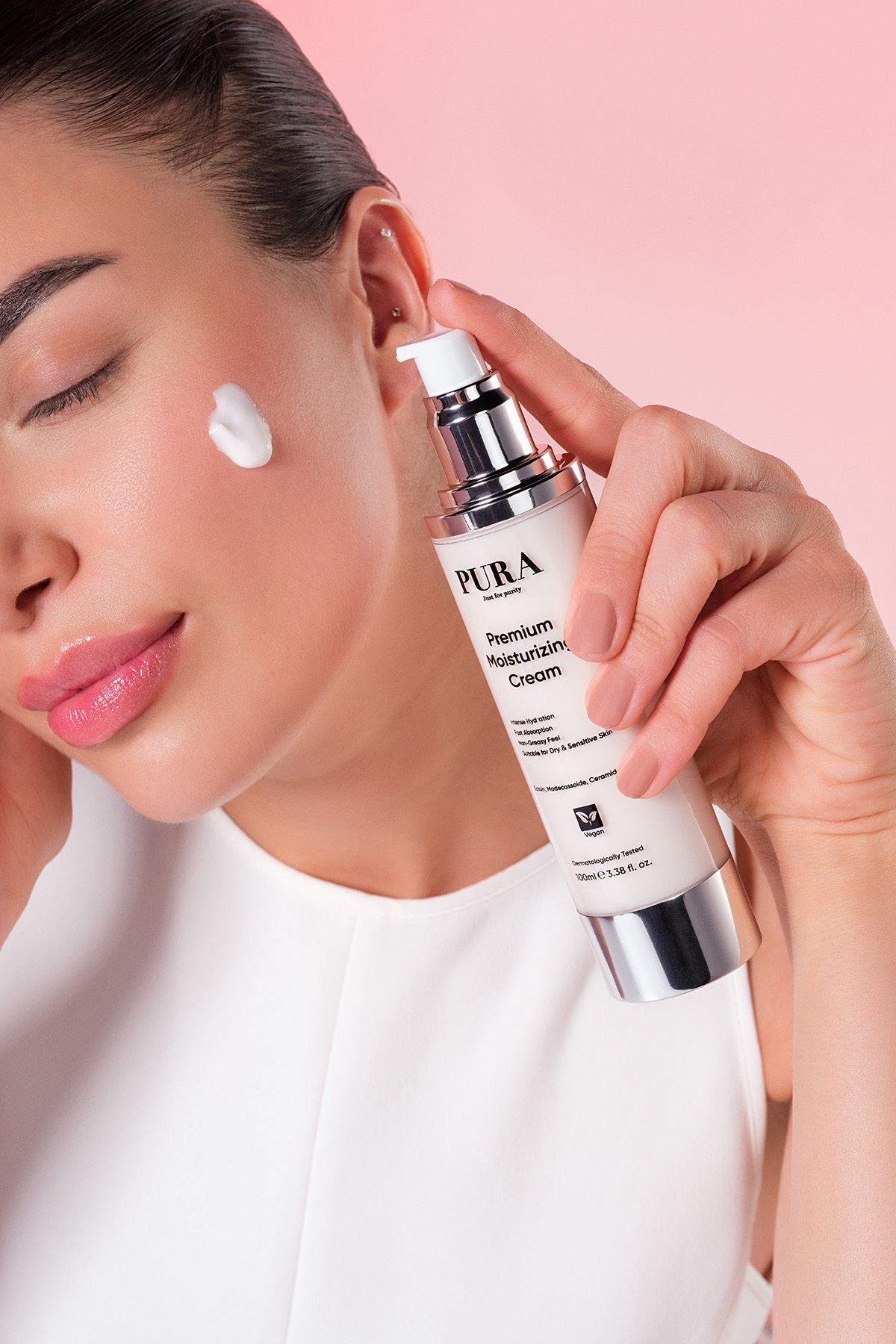 Premium Uzun Süreli Yoğun Besleyici Vegan Nemlendirici Krem 100 ml